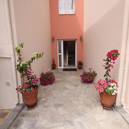 Coralli Studios Ormos Panagias Buitenkant foto